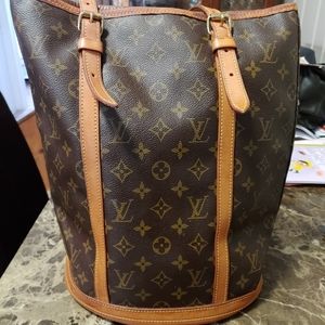 Louis Vuitton Bucket Bag GM
